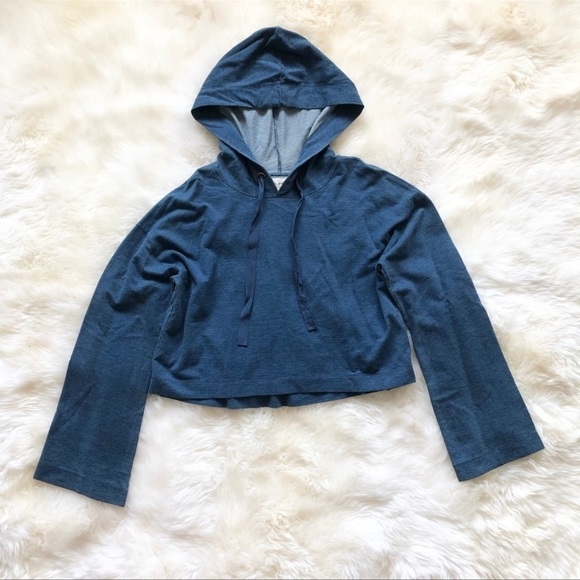 Cloth & Stone Wide Sleeve Hooded Cropped Pullover - Picture 1 of 9